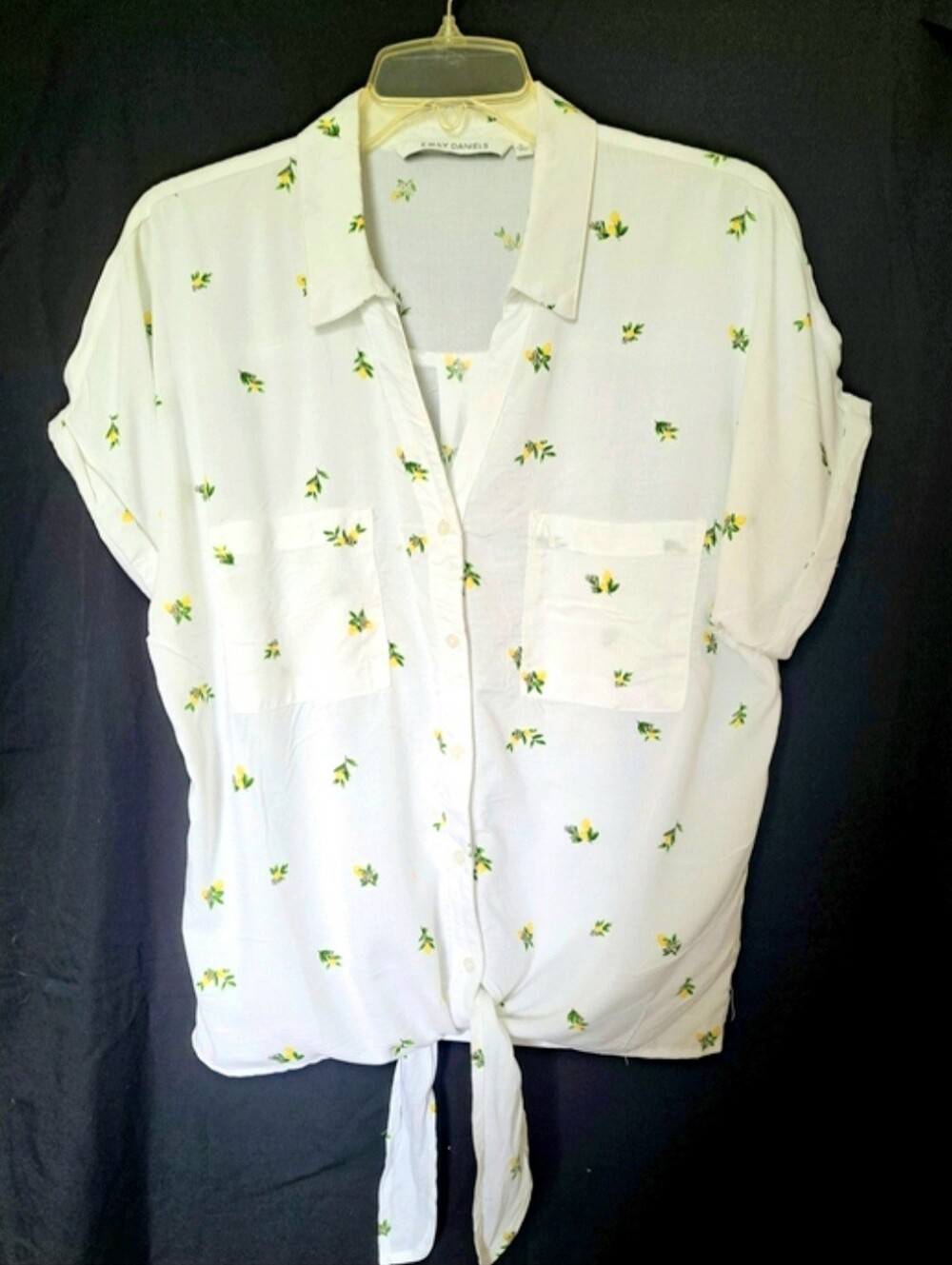 Emily Daniels White Short Sleeve Tie-Front Button-Down Shirt Top